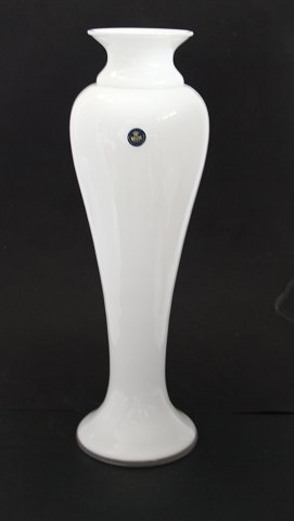 Korinth vase i opalhvid, Royal Copenhagen/Holmegaard