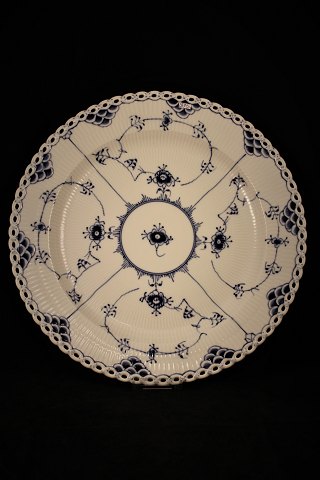 Royal Copenhagen Musselmalet Helblonde rundt fad. Dia.:33,5cm. 
1/1041...