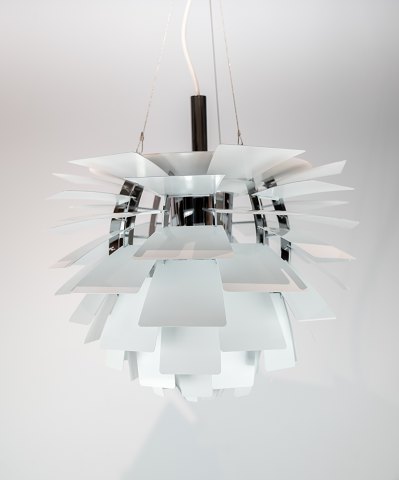 Hvid kogle, Ø48, designet af Poul Henningsen i 1958 og fremstillet af Louis 
Poulsen. 
