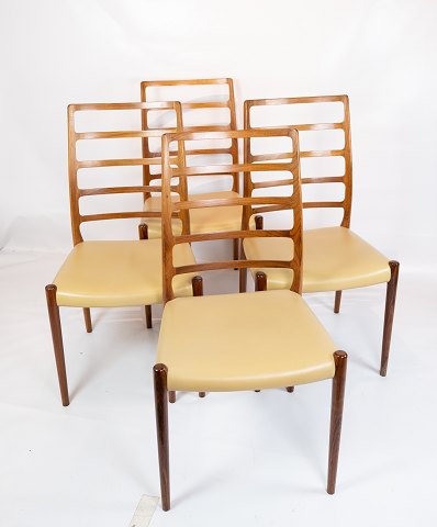 Set Of 4 Dining Chairs - Model 82 - Rosewood - Light Leather - N.O. Møller - J.L. Møbelfabrik - 1960