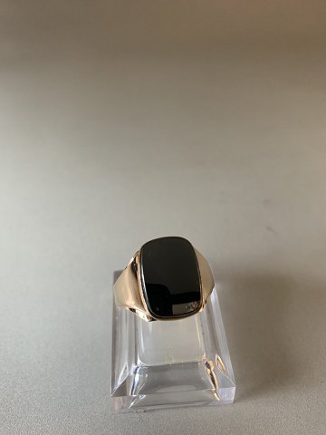 Herre Signet Ring i 14 karat guld med hæmatit blodsten.
Størrelse 66.