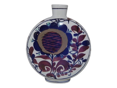 Aluminia
Tenera vase