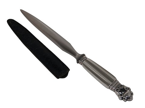 Georg Jensen Konge
Brevkniv med etui 19,2 cm.
