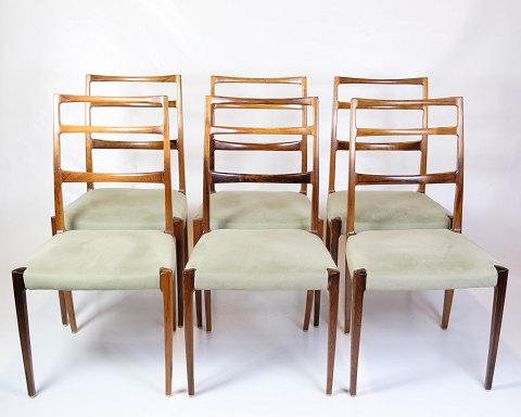 Sæt Af Seks Højryggede Spisebordsstole - Palisander & Sæde Af Grøn Velour - Sorø 
Møbelfabrik - 1960erne
Flot stand
