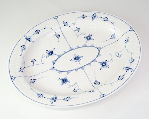 Fad – Musselmalet Riflet – Royal Copenhagen – No. 100
Flot stand
