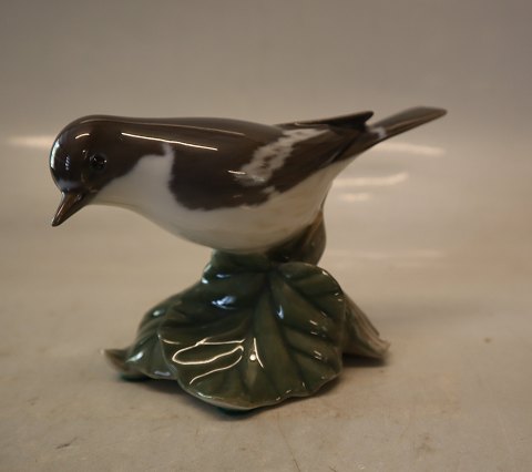 2144 Kgl. Fluesnapper 8 x 13 cm Platten Hallermundt 1920   Kongelig Dansk Porcelæn