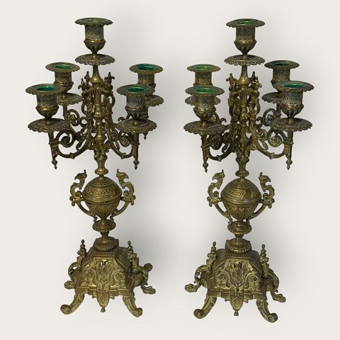 item no: 642005