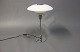 PH 3/2 bordlampe designet i 1999 af Poul Henningsen og fremstillet hos Louis 
Poulsen. 

