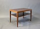 Lamp table with shelf in rosewood designed by Severin Hansen and from Haslev 
furniture factory of Danish Design from the 1960s.
5000m2 showroom.
