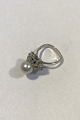 Danam Antik 
præsenterer: 
Georg 
Jensen & Wendel 
18 K Hvidguld 
Ring med Perle 
og Diamanter 
1,4 ct