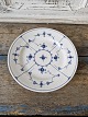 Royal 
Copenhagen Blue 
Fluted lunch 
plate 21 cm. 
1850-98
