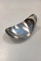 Georg Jensen 
Bloom 
Leaf-shaped 
Bowl in 
stainless steel