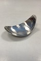 Georg Jensen 
Bloom 
Leaf-shaped 
Bowl in 
stainless steel
