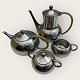 Moster Olga - 
Antik og Design 
præsenterer: 
Royal 
Holland KMD 
Tiel Daalderop
Kaffe / tesæt 
- 4 dele samlet 
525kr