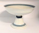 Royal Copenhagen. Blauer Fan. Kuchenschale auf Fuß. Modell 11549. Durchmesser 23 
cm. Höhe 15 cm. (1 Wahl)