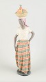 Nao porcelæn, Lladró, monumental keramisk skulptur.