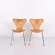 Sæt af 2 Arne Jacobsen Syver Stole Model 3107 i Ahorn og ...