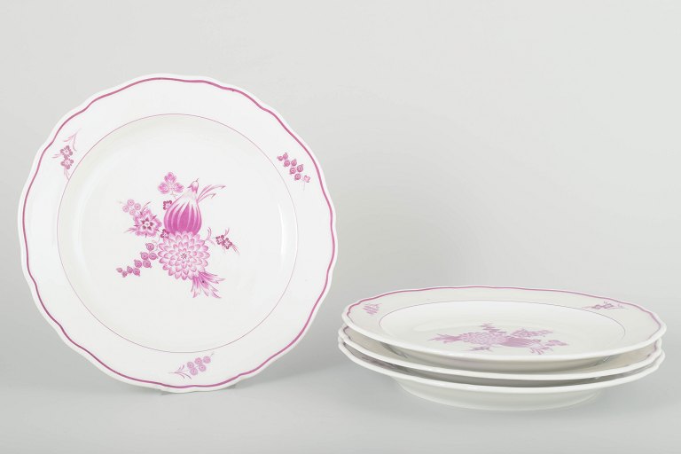 Meissen, Germany4 lunch plates, 1930s.
