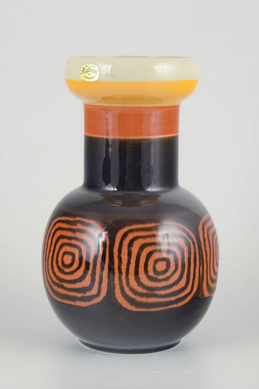 RörstrandStor keramisk vase fra Drejargruppen, 1974.