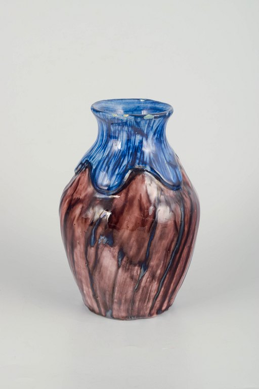 Roskilde LervarefabrikKeramisk vase, 1920/30’erne.