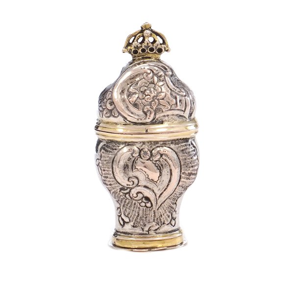 Hovedvandsæg i delvist forgyldt sølv af A.C. Boedewadt, Tønder, 1761-1815. H: 7,1cm