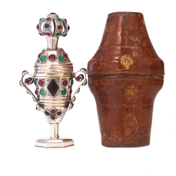 Danish silver vinaigrette by Jürgen David Fischer, 1845-77, Nordborg, dated 1861. H:  13,2cm