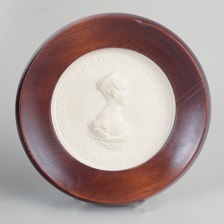 MeissenBiscuit plaque, c. 1970s.