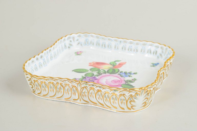 Herend, serving dish.