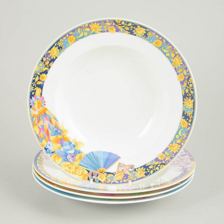 Hutschenreuther, sæt af 4 dybe tallerkener.