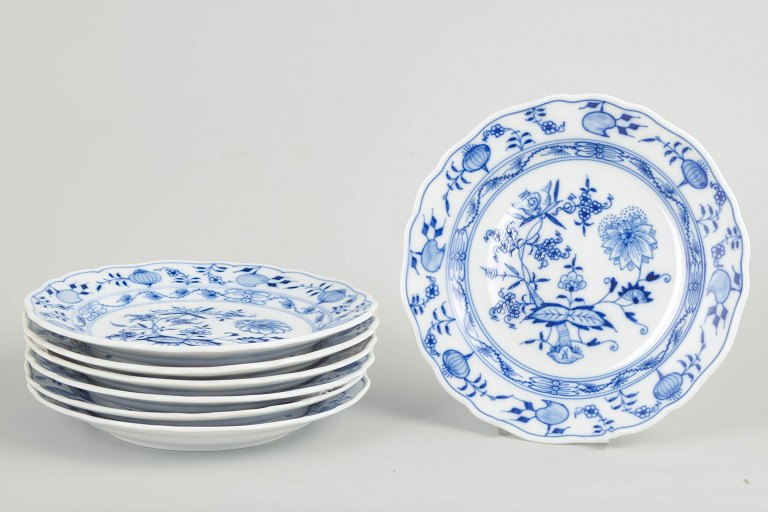 Meissen, Blue Onion plates, set of salad 7.