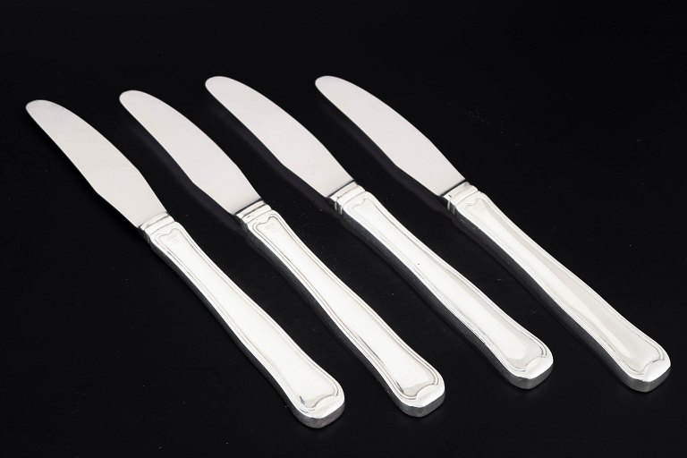 Georg Jensen, set of four lunch knives Old Danish.