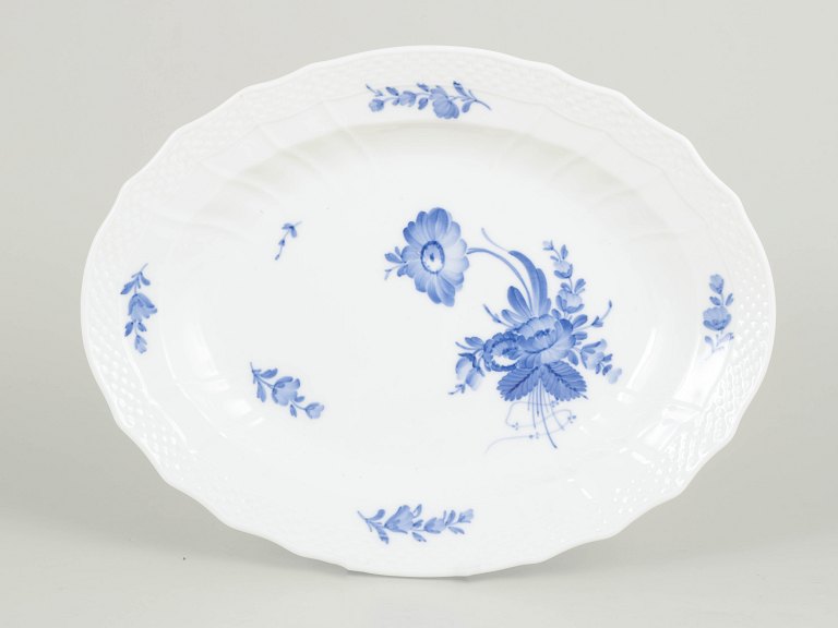 Royal Copenhagen, Blue Flower Curved oval serving dish.