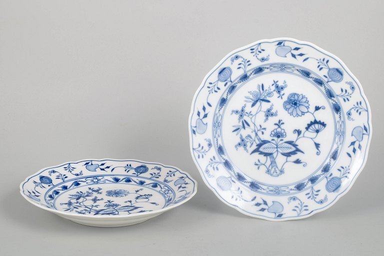 Meissen, pair of Blue Onion dinner plates.